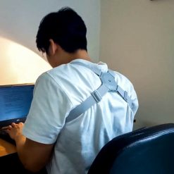 Intelligenter vibrierender Haltungstrainer